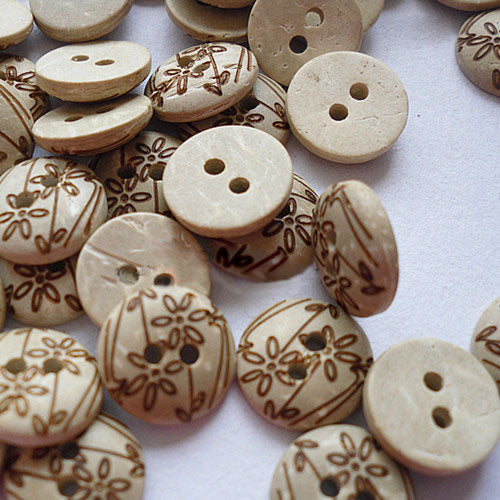 2 Hole Round Floral Design Coconut Button - 12mm - Natural [LD29.1]