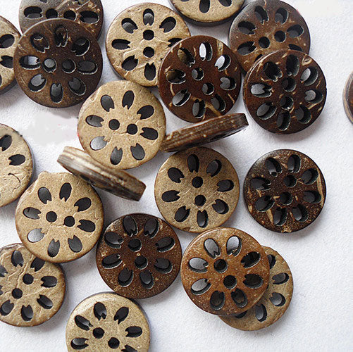 2 Hole Carved Flower Design Coconut Button - 13mm - Brown [LD30.3]